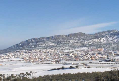 Cabeza del Buey con nieve